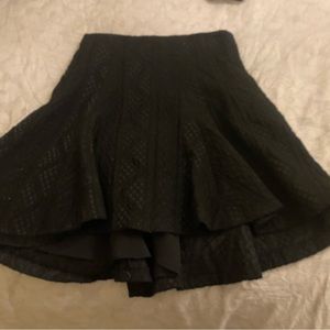 Alice + Olivia lined skirt with exposed back zip, size 0